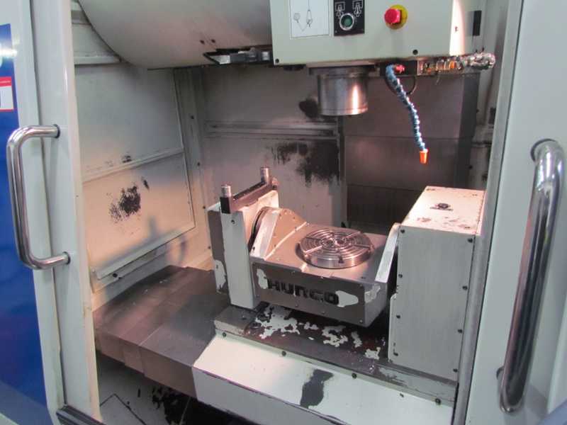 HURCO VM10U  2010